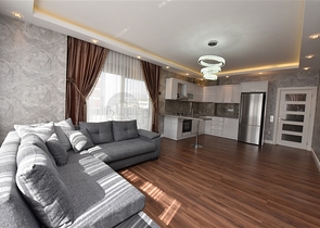 شقة واسعة في الانيا - 3 غرف نوم وصالة -ضمن مجمع فاخر -في كاستل / الانيا 