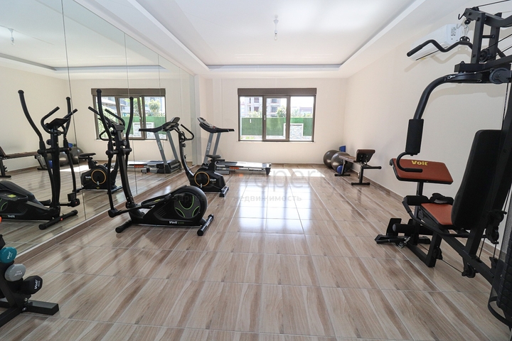 شقة انيقة غرفتين وصالة -مجمع فاخر قريب من البحر -في كاستل / الانيا 