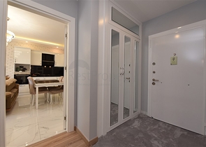 شقة انيقة غرفتين وصالة -مجمع فاخر قريب من البحر -في كاستل / الانيا 