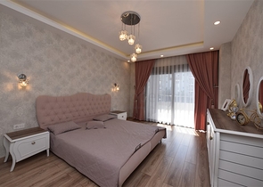 شقة انيقة غرفتين وصالة -مجمع فاخر قريب من البحر -في كاستل / الانيا 