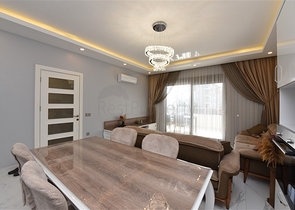 شقة انيقة غرفتين وصالة -مجمع فاخر قريب من البحر -في كاستل / الانيا 