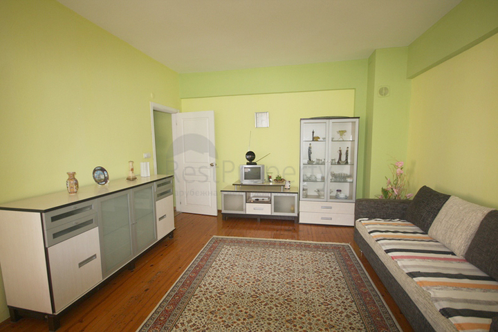 شقة للبيع في قلب مدينة الانيا 