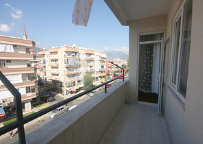 شقة للبيع في قلب مدينة الانيا 