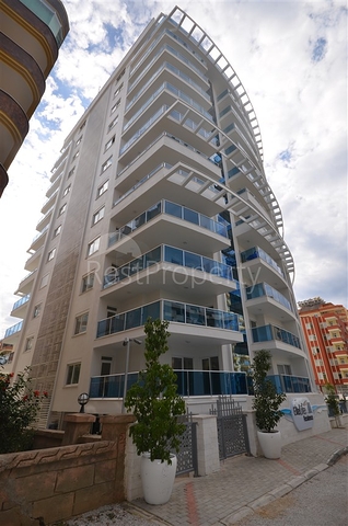 مجمع جديد فاخر في ماهموت لار / الانيا 