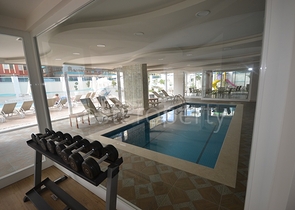 مجمع جديد فاخر في ماهموت لار / الانيا 