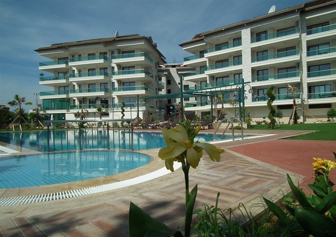 شقق فاخرة مجهزة بالكامل وبينت هاوس للبيع في أوبا / ألانيا 