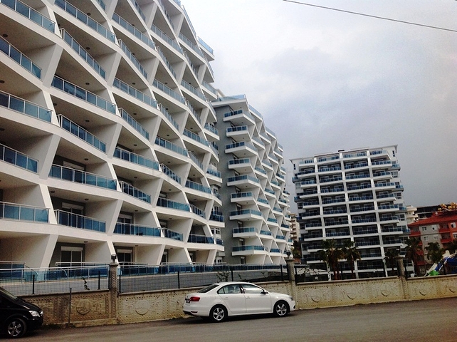 مجمع عصري في ألانيا / انطاليا