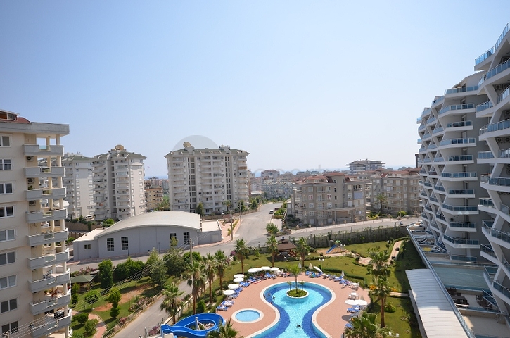 مجمع عصري في ألانيا / انطاليا