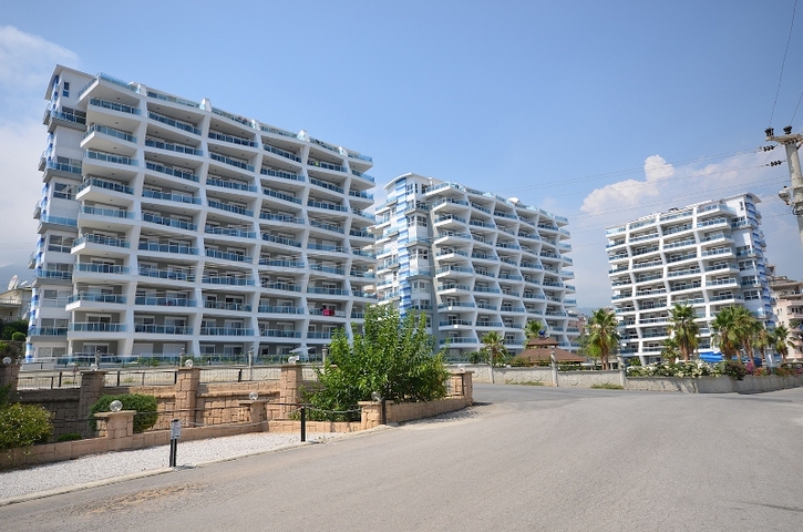 مجمع عصري في ألانيا / انطاليا