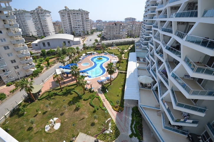 مجمع عصري في ألانيا / انطاليا