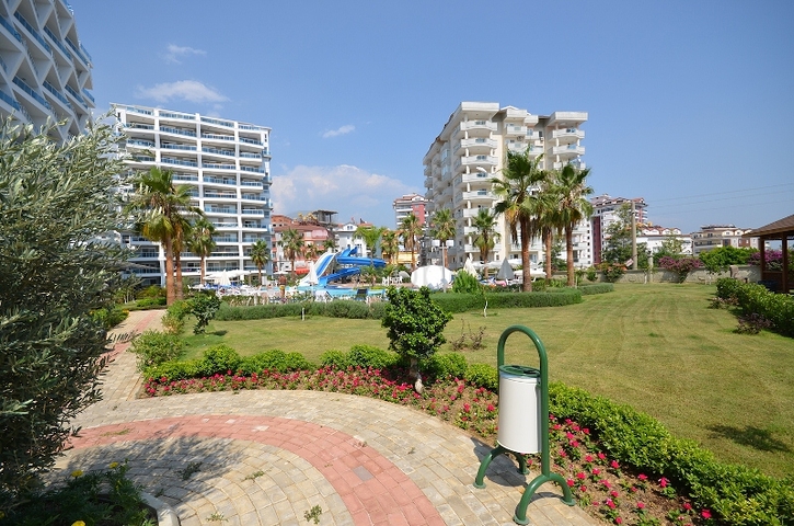 مجمع عصري في ألانيا / انطاليا