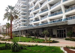 مجمع عصري في ألانيا / انطاليا