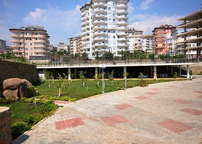 مجمع عصري في ألانيا / انطاليا