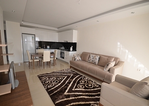 مجمع عصري في ألانيا / انطاليا