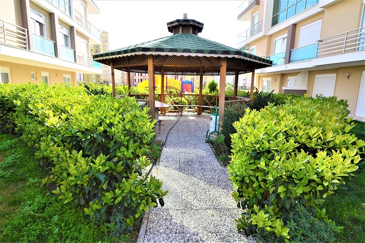 شقق جديدة للبيع في كونيالتي / انطاليا 