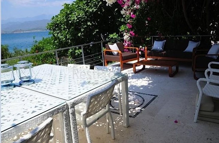 فيلات للبيع في فتحية 