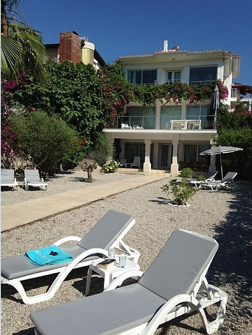 فيلات للبيع في فتحية 