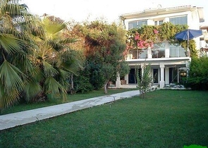 فيلات للبيع في فتحية 