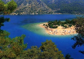 فيلات للبيع في فتحية 