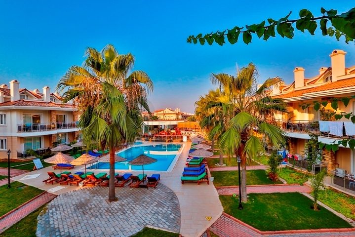 شقق في فتحية بمساحات مختلفة 