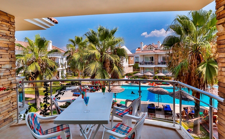 شقق في فتحية بمساحات مختلفة 