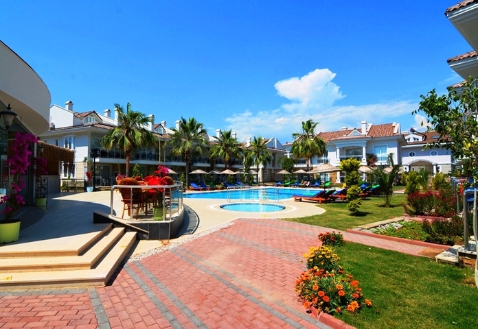 شقق في فتحية بمساحات مختلفة 