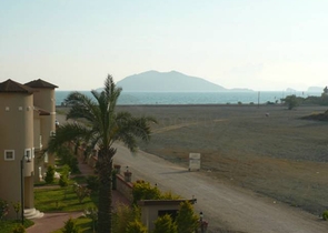 شقق في فتحية بمساحات مختلفة 