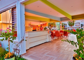 شقق في فتحية بمساحات مختلفة 