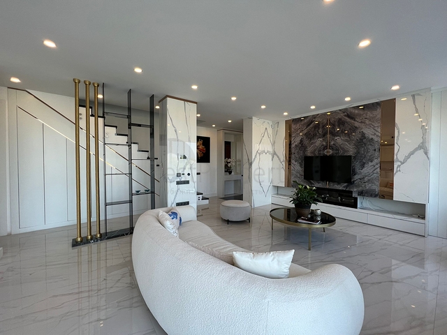 مشروع بوتيك من 8 فيلات مع مناظر خلابة للبحر والجبل في راوين جوندوجان