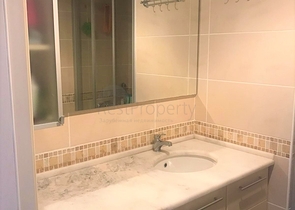 شقة 2 + 1 300 متر من البحر