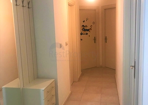 شقة 2 + 1 300 متر من البحر