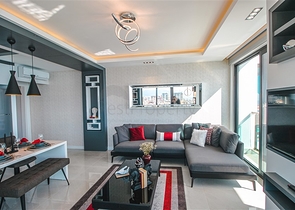 عرض شقة على السطر الأول من المجمع المتميز