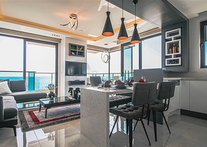 عرض شقة على السطر الأول من المجمع المتميز