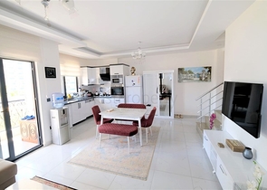 دوبلكس 2 + 1 في منطقة محمودلار