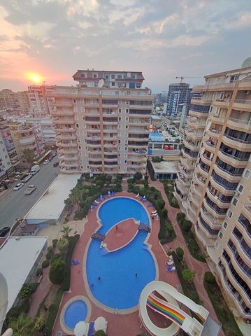 بنتهاوس من خمس غرف في محمودلار 