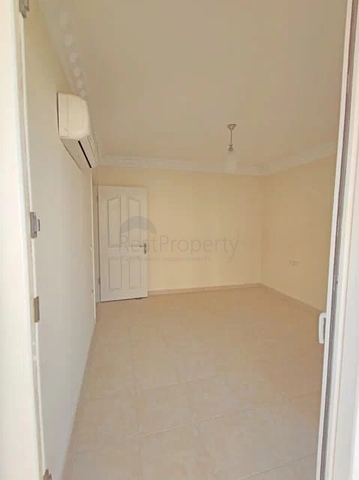 بنتهاوس من خمس غرف في محمودلار 