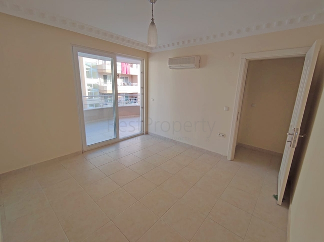 بنتهاوس من خمس غرف في محمودلار 