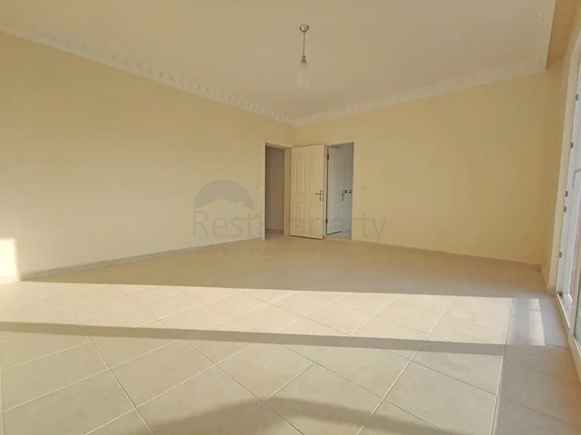 بنتهاوس من خمس غرف في محمودلار 