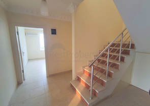 بنتهاوس من خمس غرف في محمودلار 