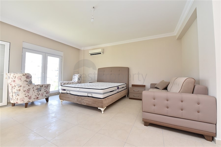 دوبلكس واسع 3+1 في منطقة توركلر