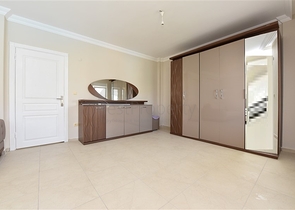 دوبلكس واسع 3+1 في منطقة توركلر