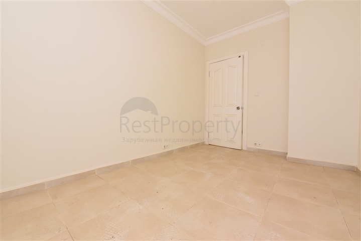 شقة 4+1 مع مطبخ منفصل في محمودلار