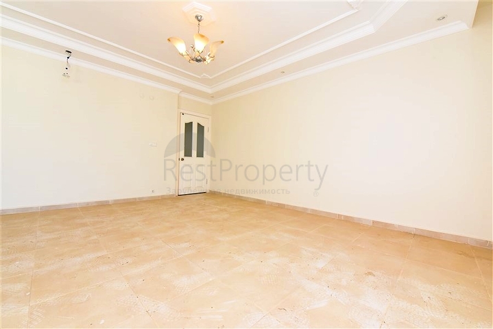 شقة 4+1 مع مطبخ منفصل في محمودلار