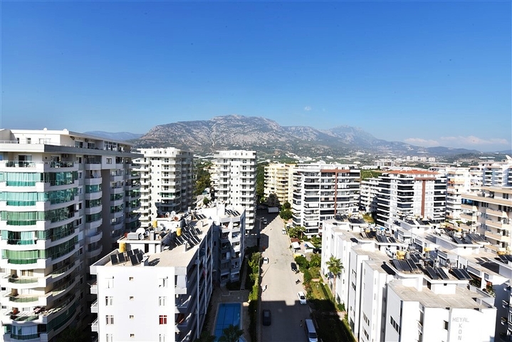 شقة 4+1 مع مطبخ منفصل في محمودلار