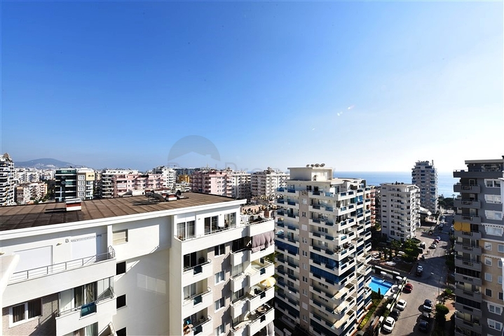 شقة 4+1 مع مطبخ منفصل في محمودلار