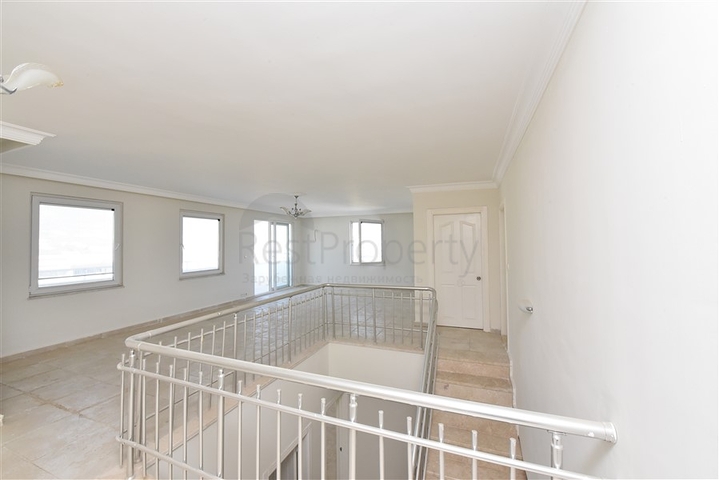 شقة 4+1 مع مطبخ منفصل في محمودلار