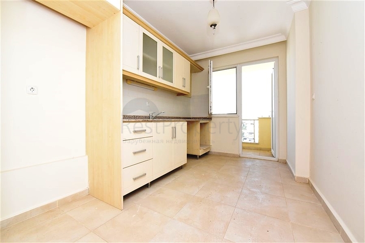 شقة 4+1 مع مطبخ منفصل في محمودلار