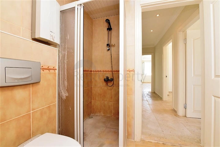 شقة 4+1 مع مطبخ منفصل في محمودلار