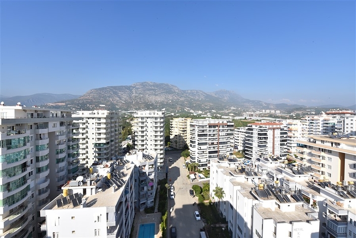 شقة 4+1 مع مطبخ منفصل في محمودلار