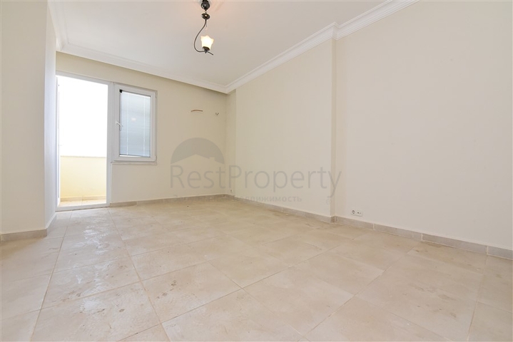 شقة 4+1 مع مطبخ منفصل في محمودلار